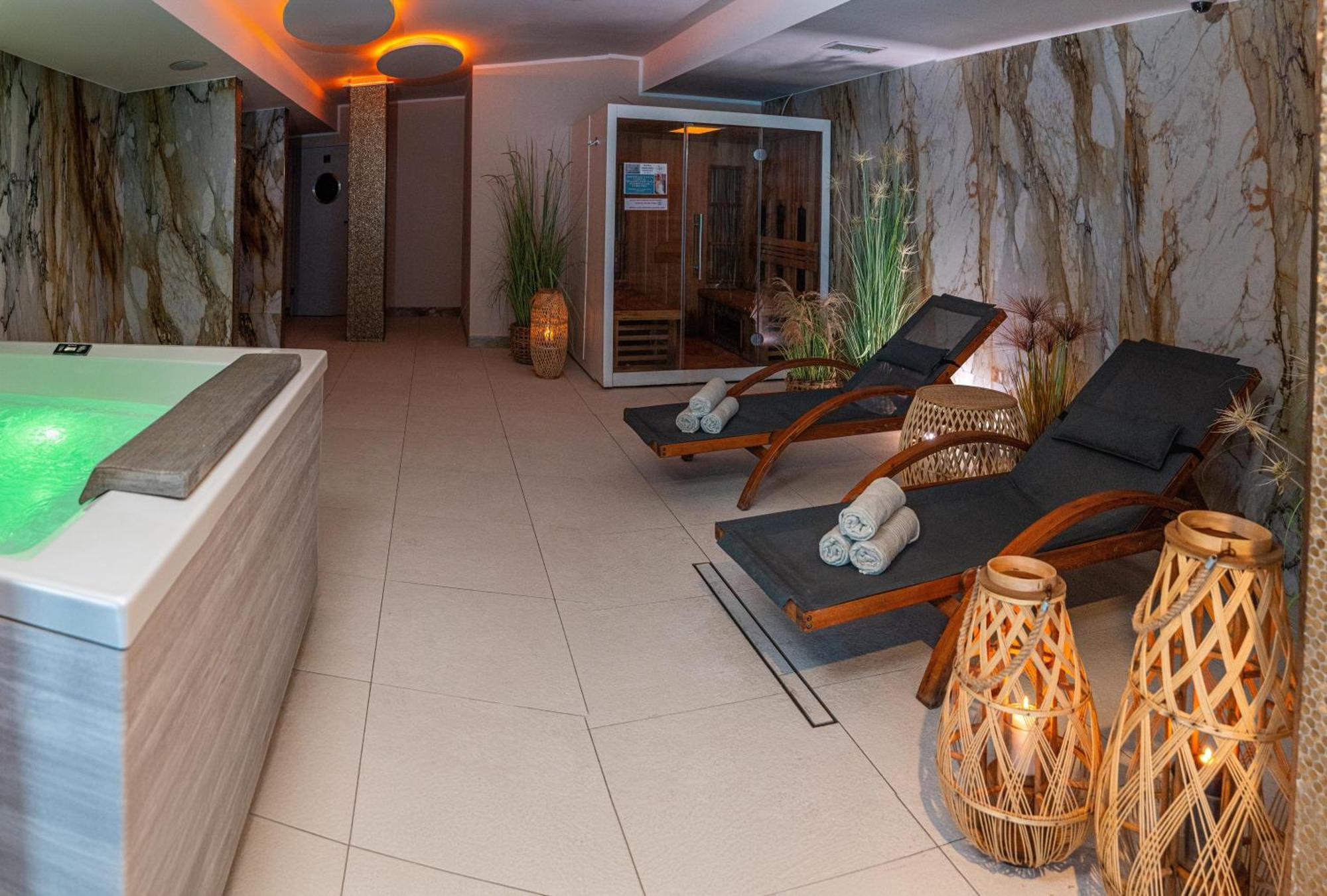Hotel Szafir Jastrzebia Gora Exterior photo